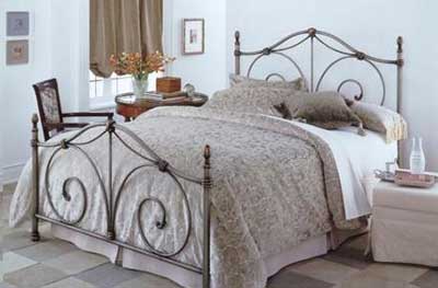 decoração com camas antigas