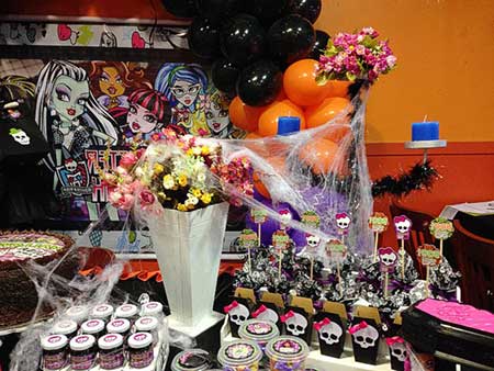 fotos da festa monster high